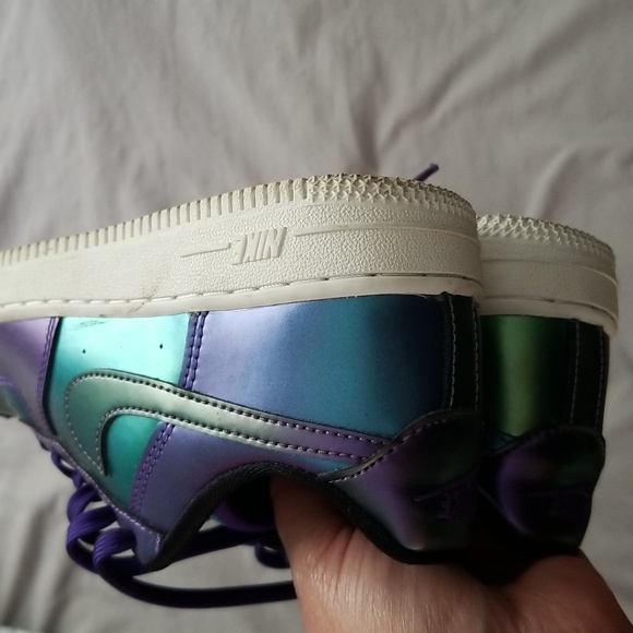 Limited  edition Nike Force 1 shoes for kids size 3Y - Picture 8 of 9